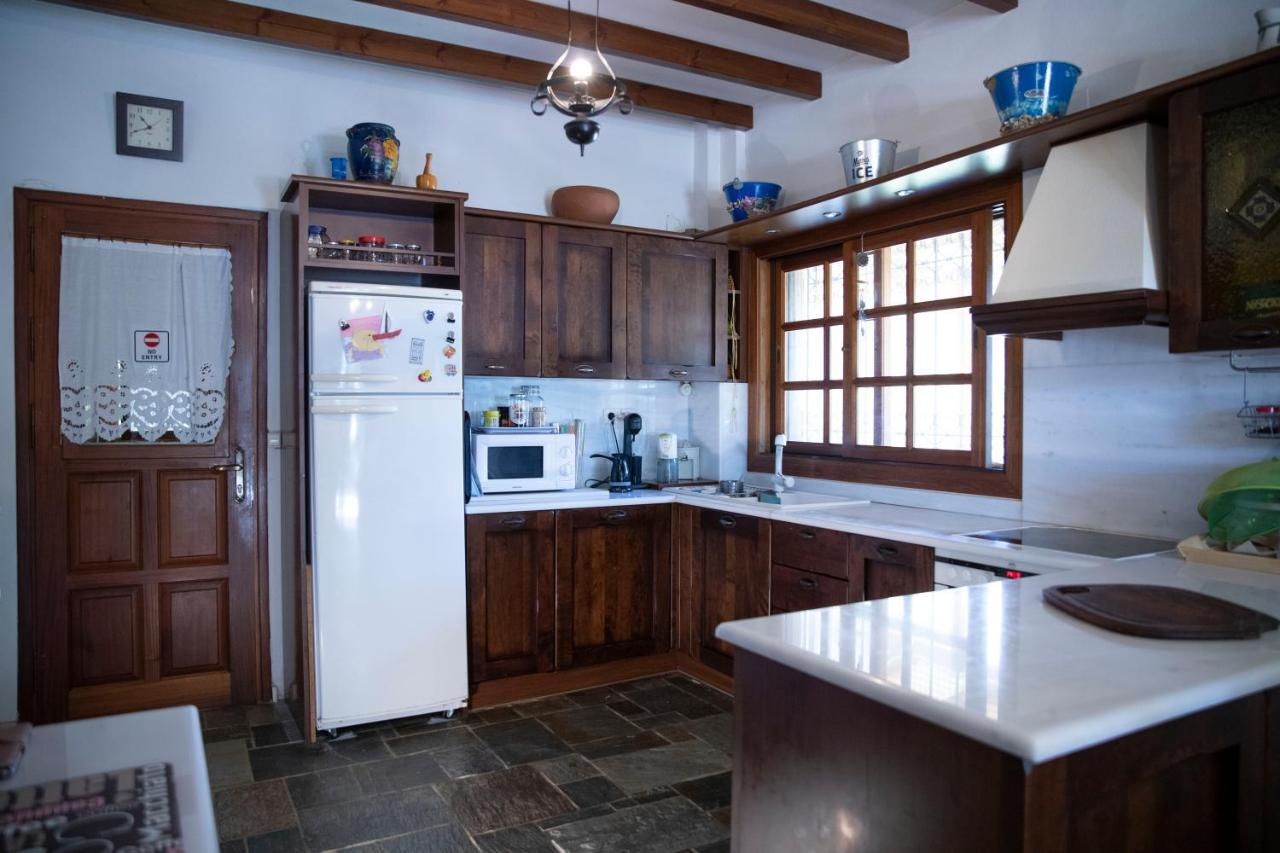 Seaside Haven Kineta Villa Ngoại thất bức ảnh
